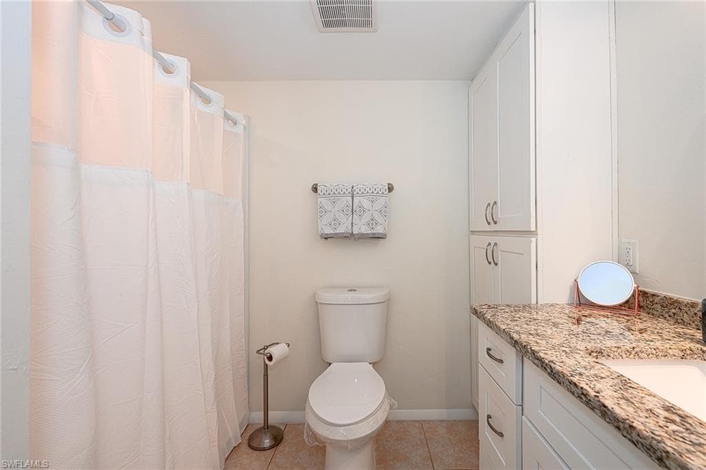135 Cypress WAY E C-23