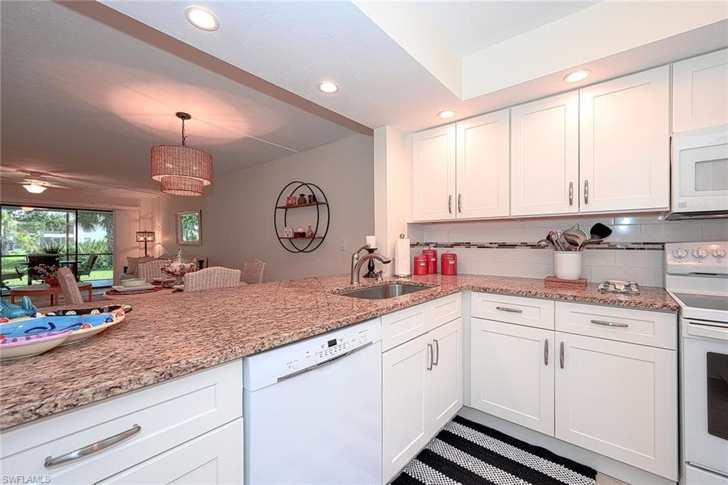 135 Cypress WAY E C-13