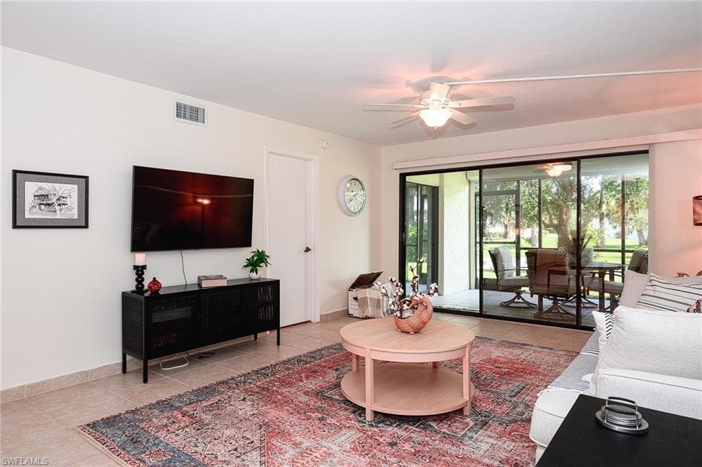 135 Cypress WAY E C-16