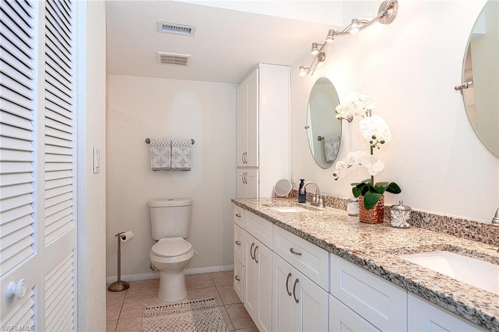 135 Cypress WAY E C-22