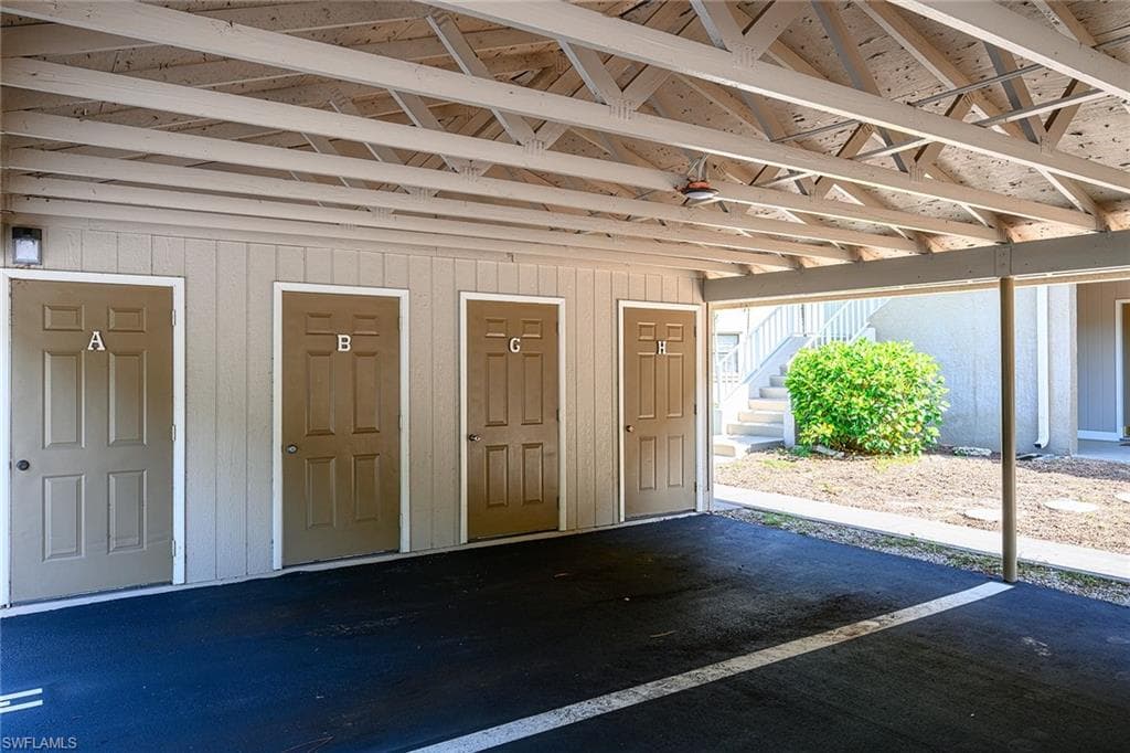 135 Cypress WAY E C-7
