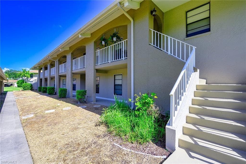 135 Cypress WAY E C-3