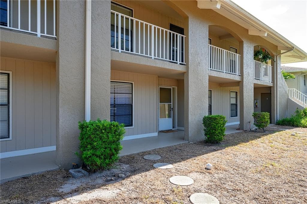 135 Cypress WAY E C-9