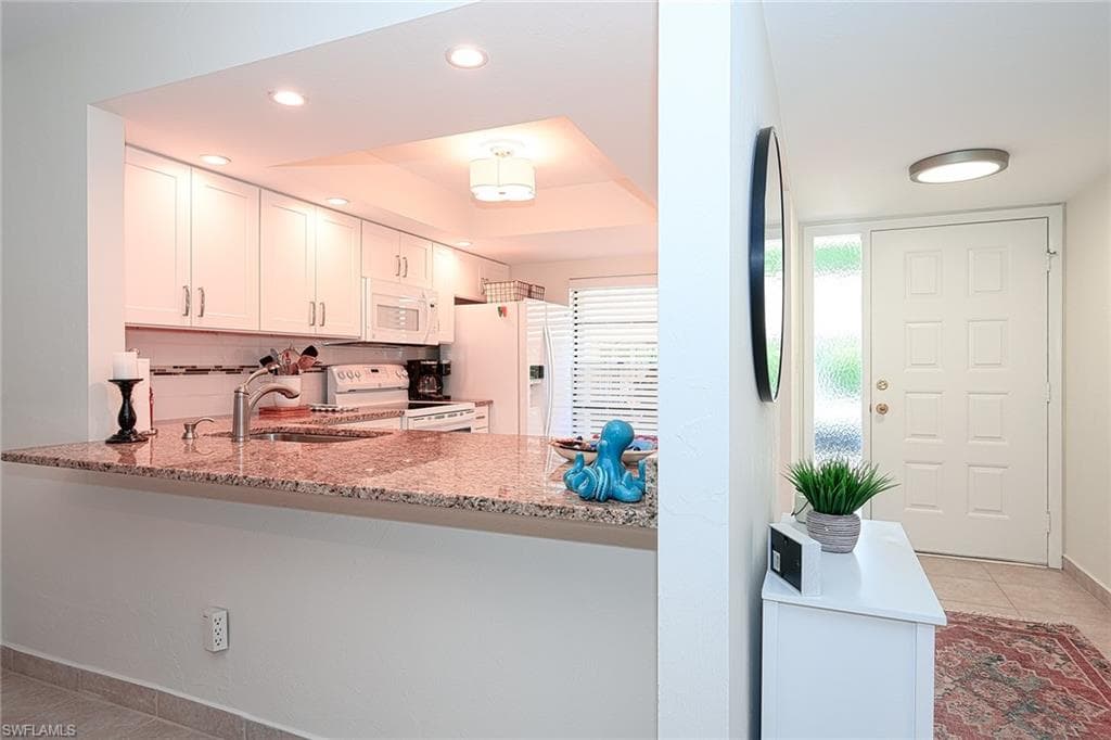 135 Cypress WAY E C-15