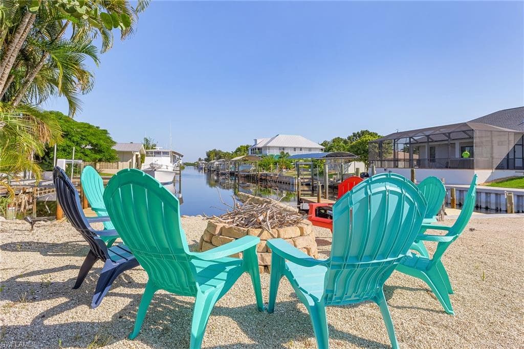 7380 Barrancas AVE-13