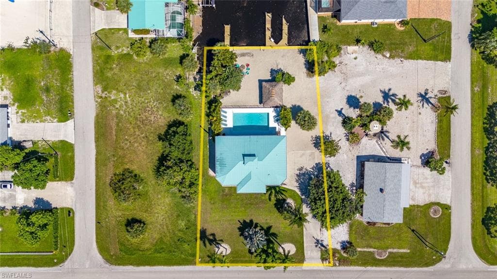 7380 Barrancas AVE-47