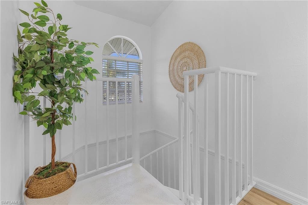 7380 Barrancas AVE-22