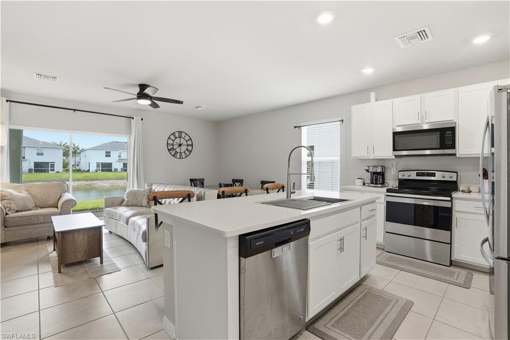 15054 Wildflower CIR-2