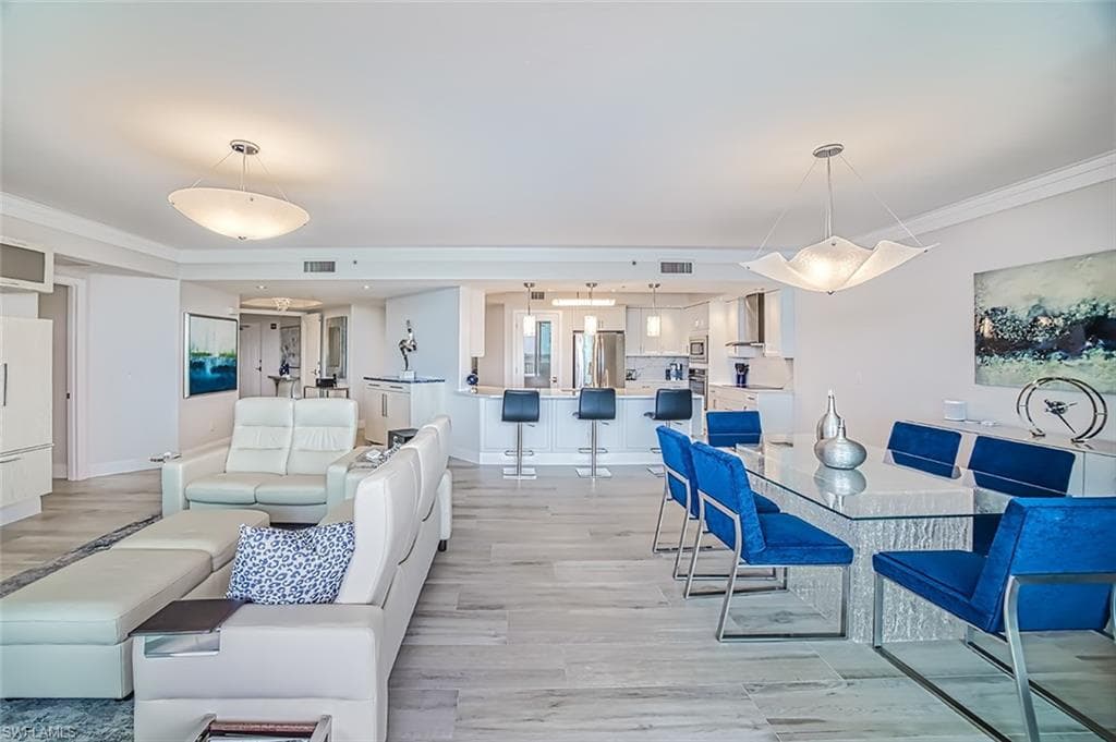 12601 Mastique Beach BLVD 502-12