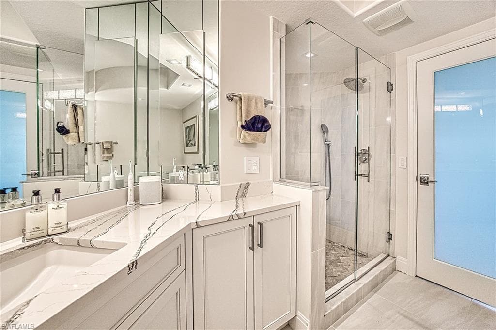 12601 Mastique Beach BLVD 502-26
