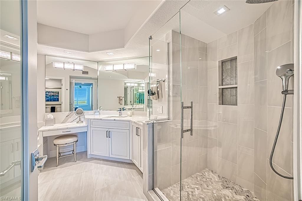 12601 Mastique Beach BLVD 502-24