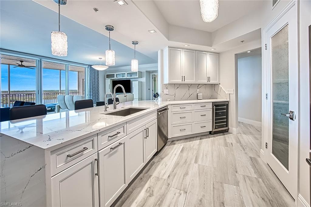 12601 Mastique Beach BLVD 502-10