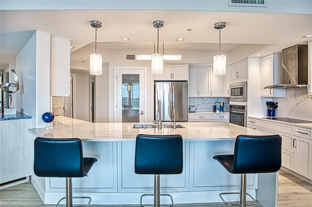 12601 Mastique Beach BLVD 502-14