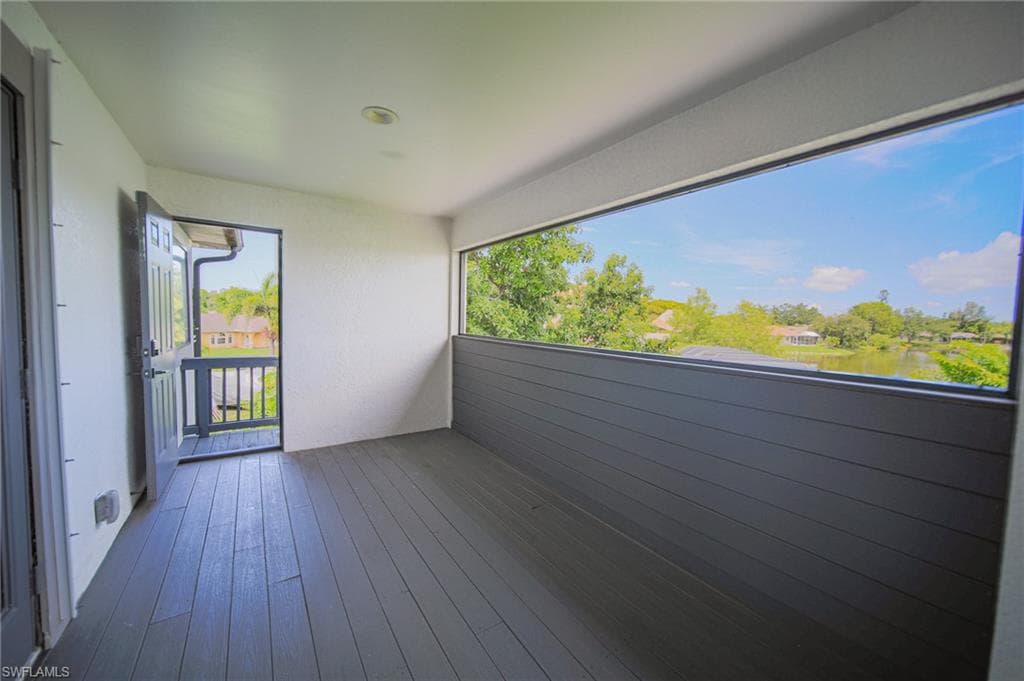 8355 Coral DR-27
