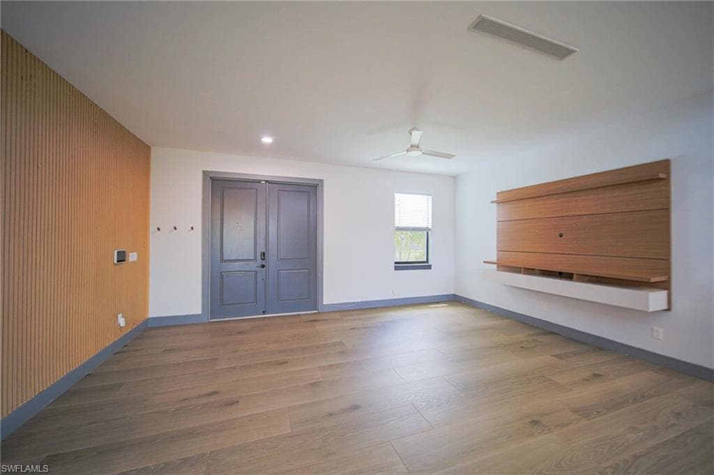 8355 Coral DR-7