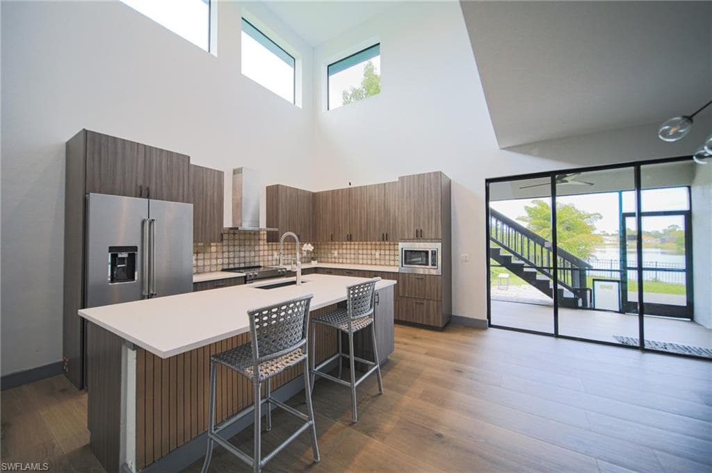 8355 Coral DR-9