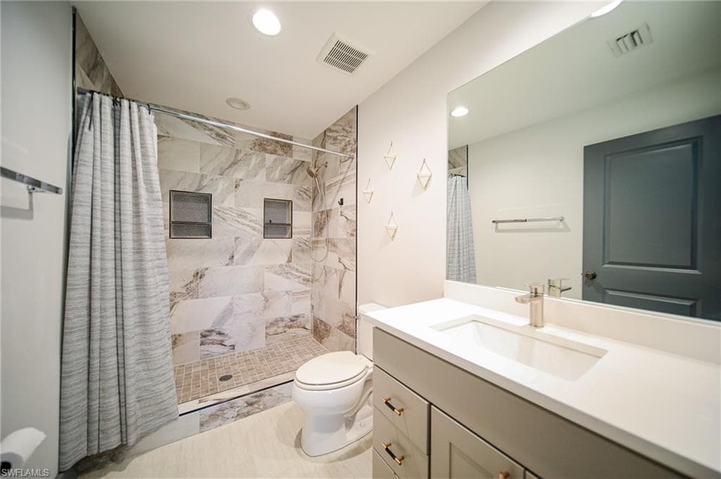 8355 Coral DR-24