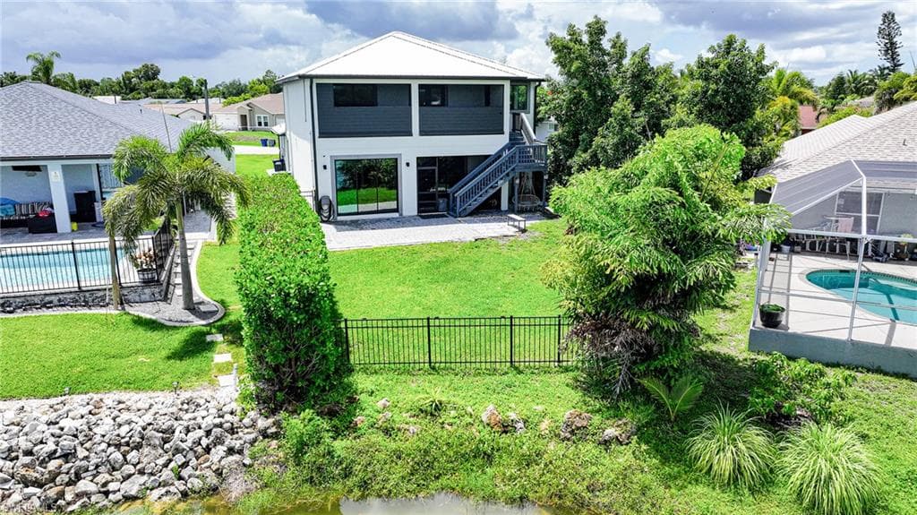 8355 Coral DR-31