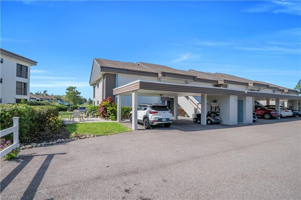 5790 Trailwinds DR 111-5