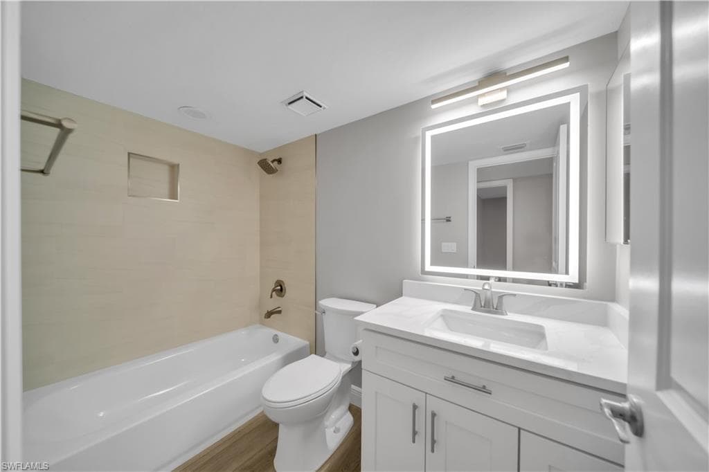 5790 Trailwinds DR 111-14