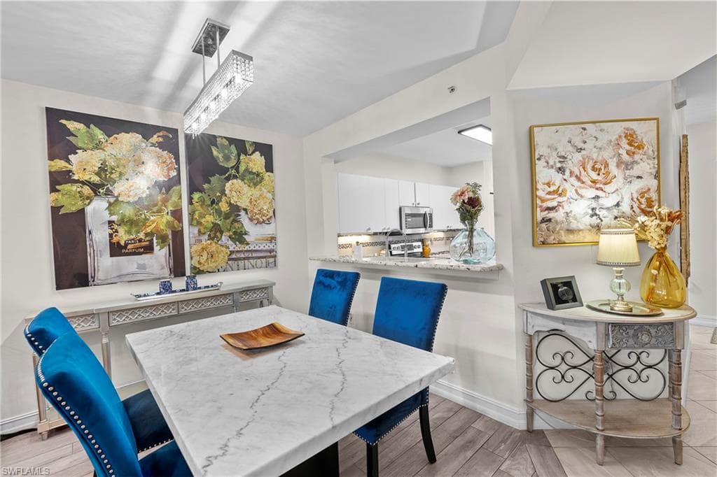 7812 Regal Heron CIR 103-12