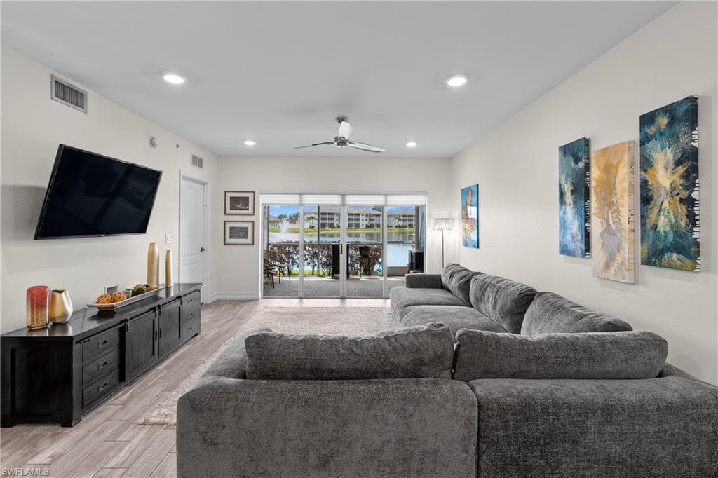7812 Regal Heron CIR 103-14