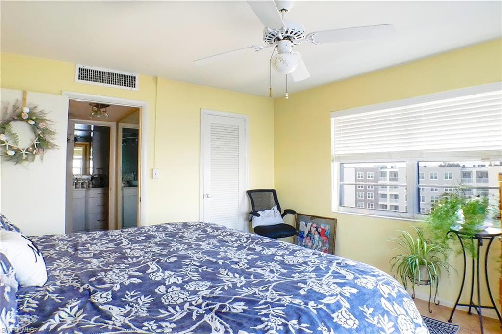1900 clifford ST 603-8