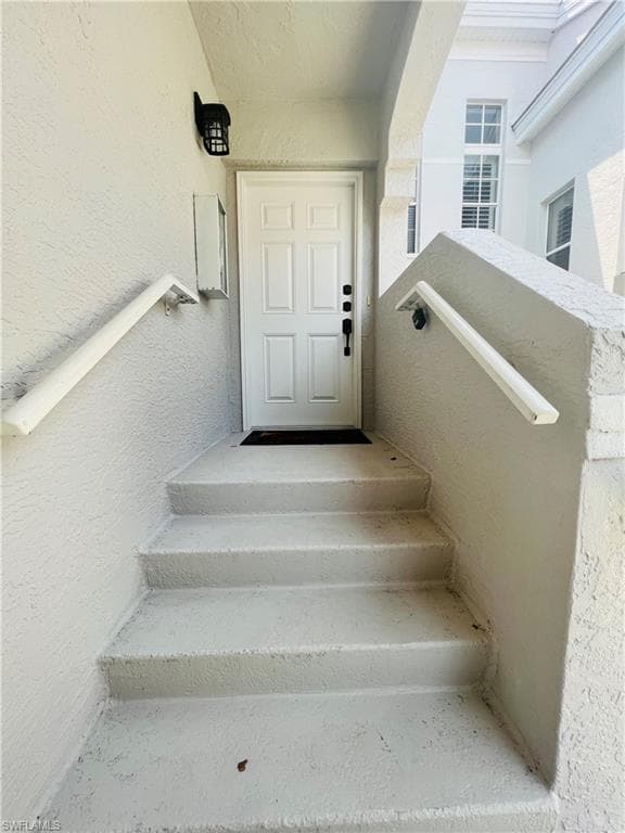 25240 PELICAN CREEK CIR 202-2