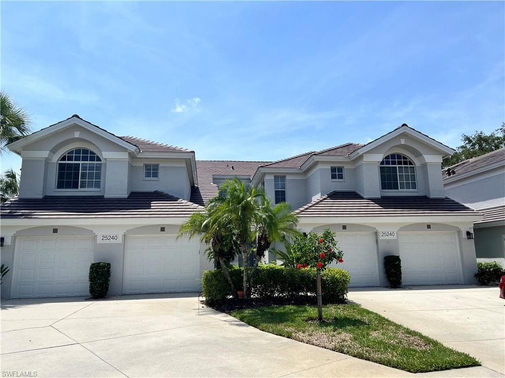 25240 PELICAN CREEK CIR 202-1