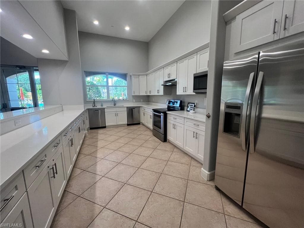 817 Regency Reserve CIR 3901-26