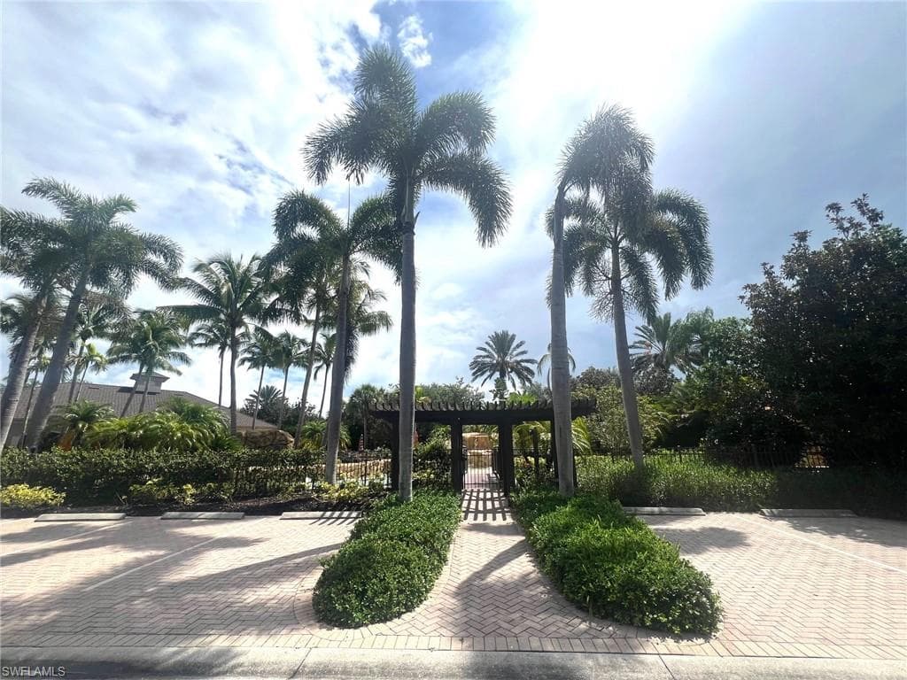 817 Regency Reserve CIR 3901-24