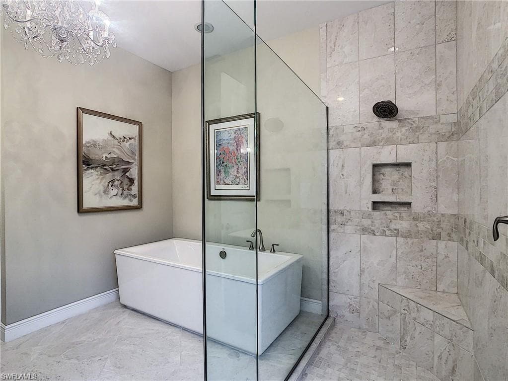 2175 Antigua LN-18