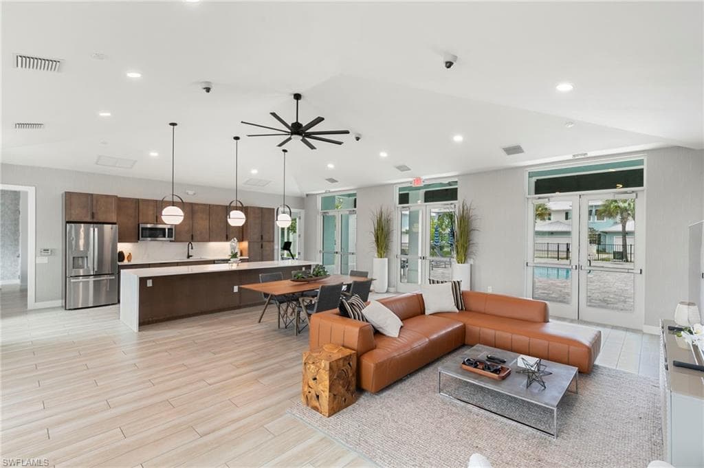 26310 Coco Cay CIR 201-31