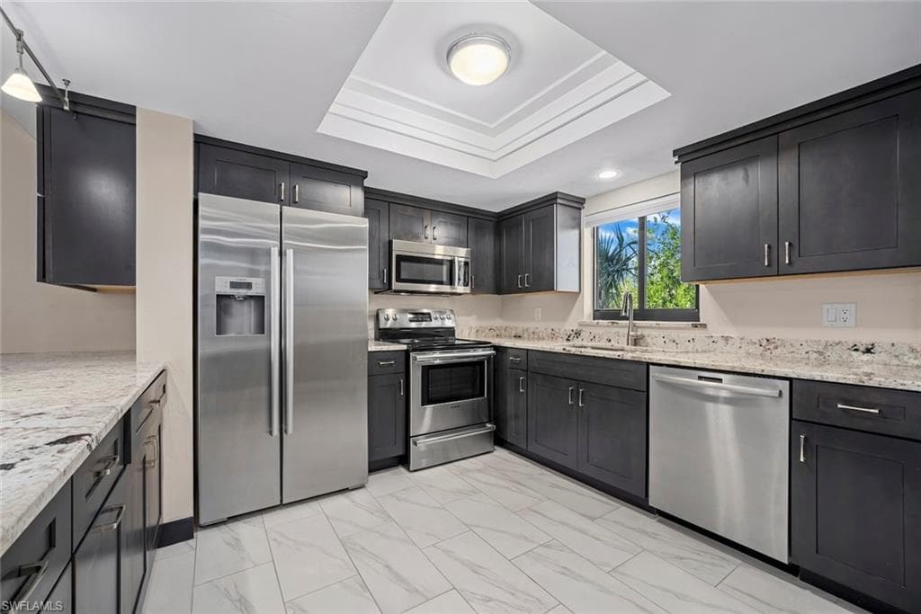 1919 Olde Middle Gulf DR 502-9
