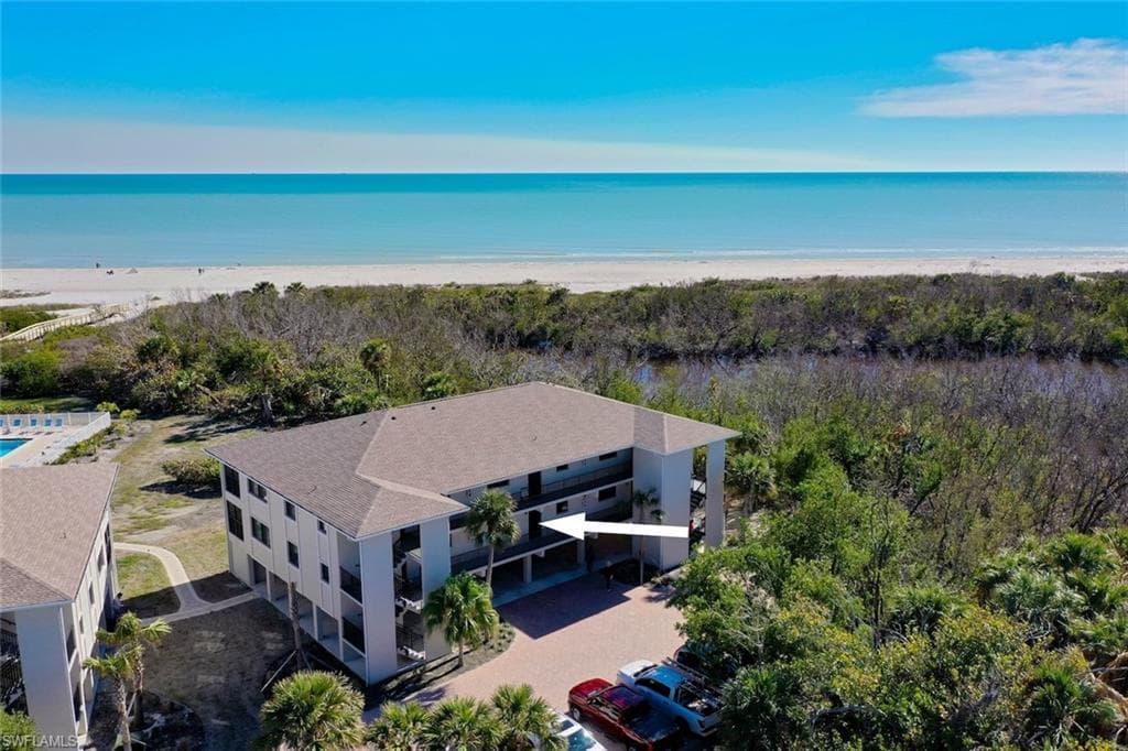 1919 Olde Middle Gulf DR 502-38
