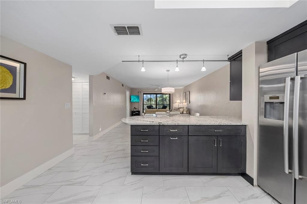 1919 Olde Middle Gulf DR 502-15