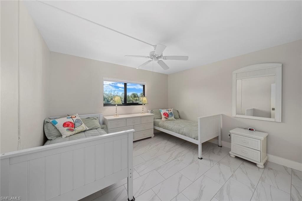 1919 Olde Middle Gulf DR 502-29