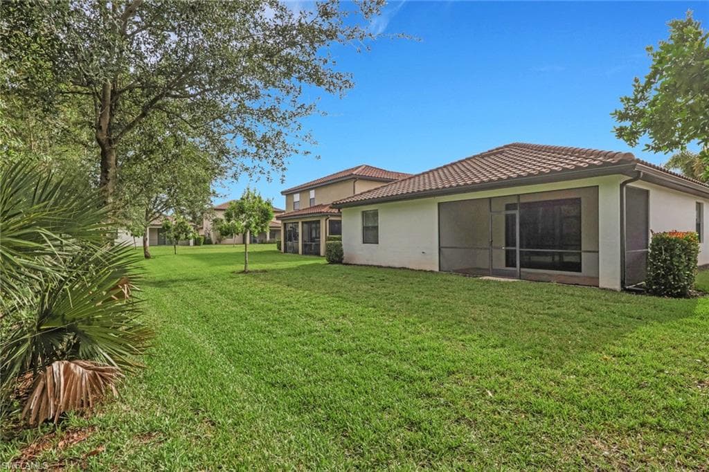 9469 Foxglove LN-26