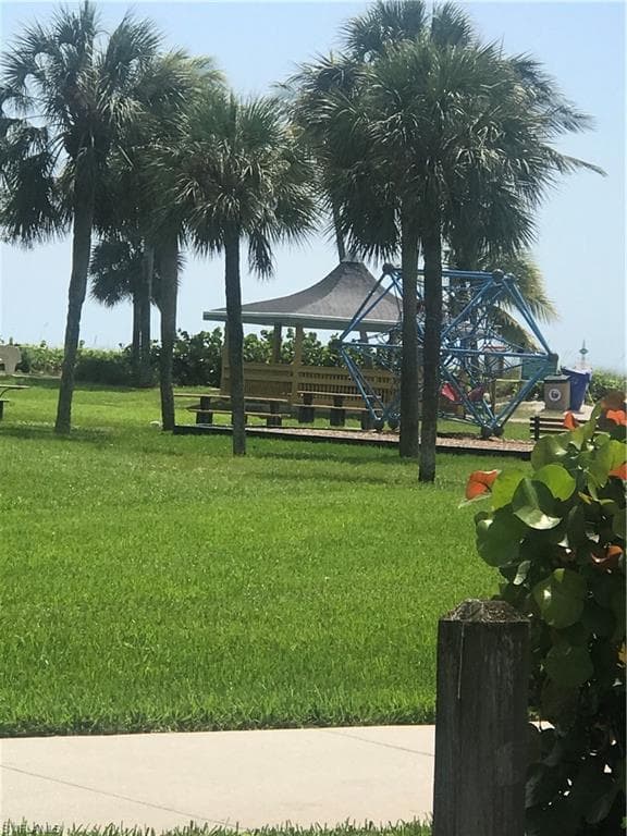 216 Banyan BLVD 216-14