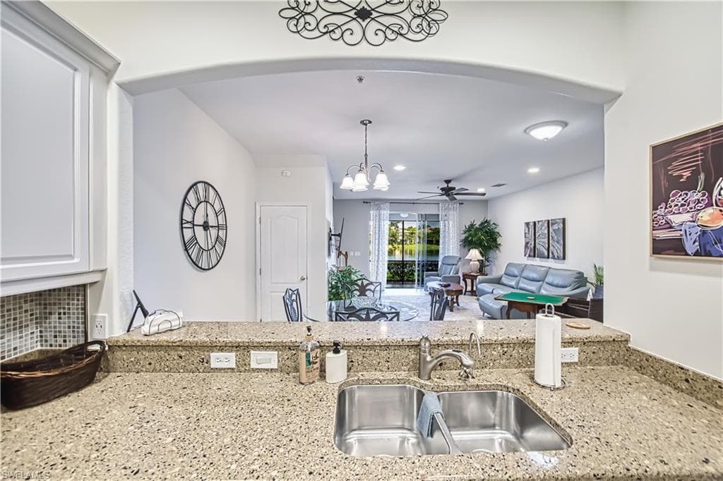 3111 Cottonwood BEND 1704-5