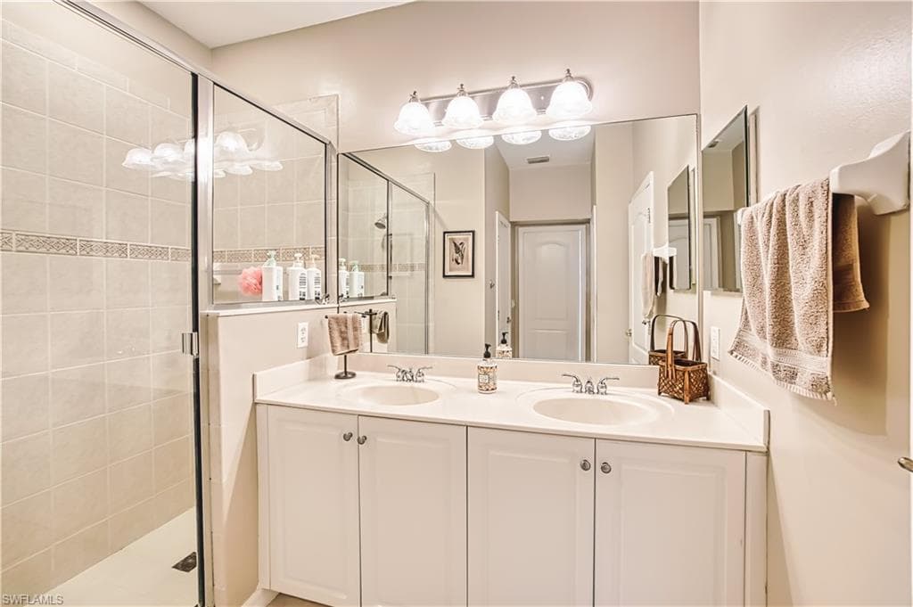 3111 Cottonwood BEND 1704-18