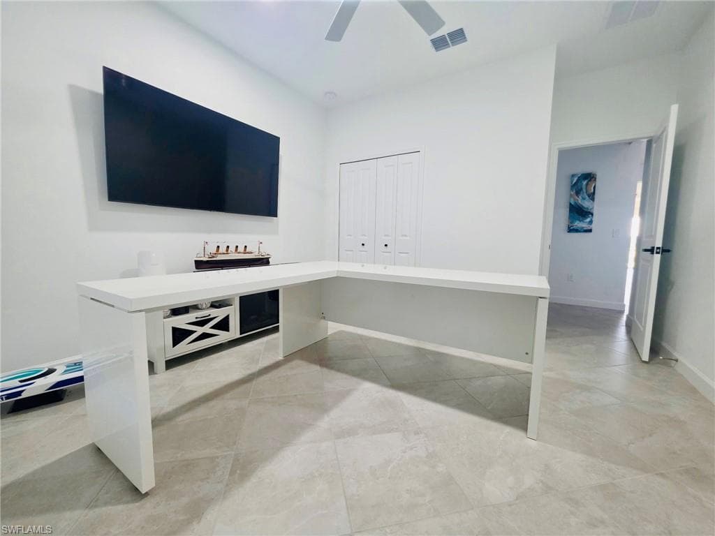 9230 Aqua Overlook CT-9