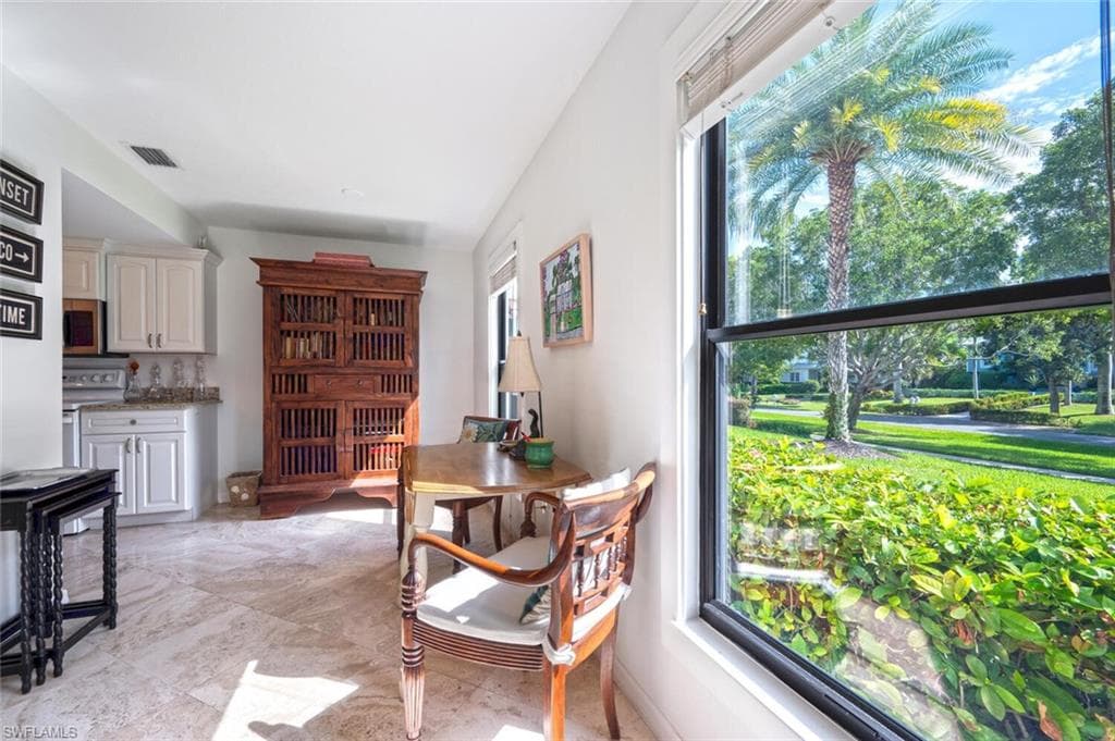 1080 6th ST S-6