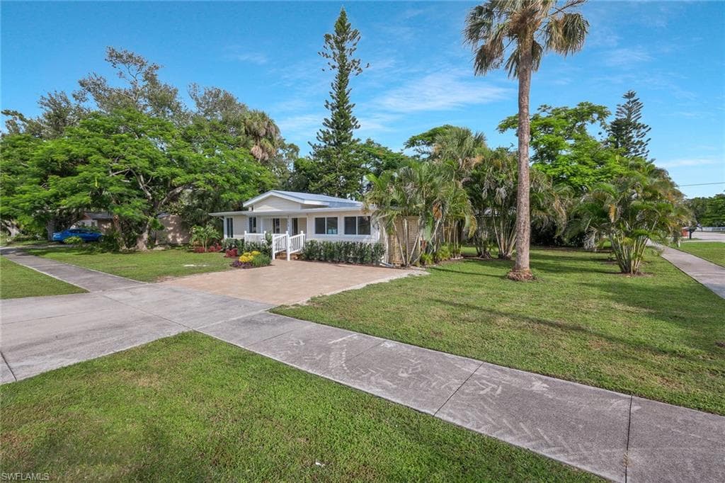 1755 Oakley AVE-40