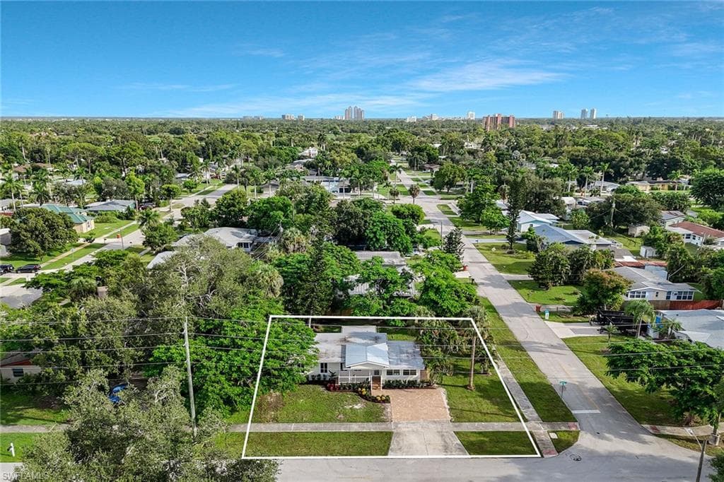 1755 Oakley AVE-39