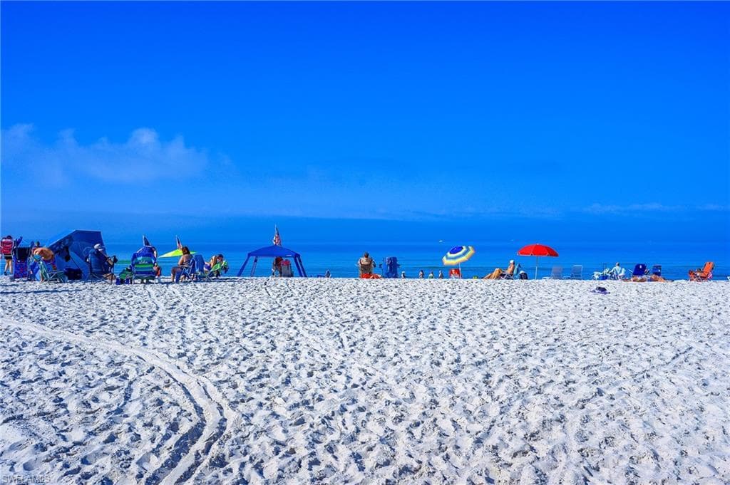 613 BEACHWALK CIR J-46
