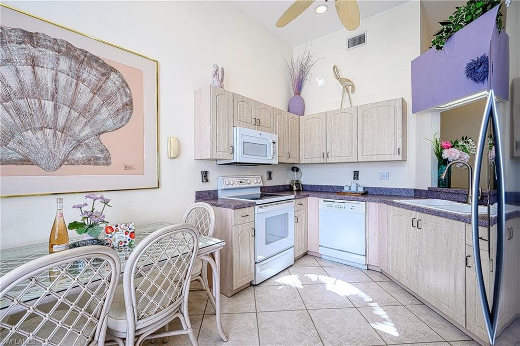 613 BEACHWALK CIR J-13