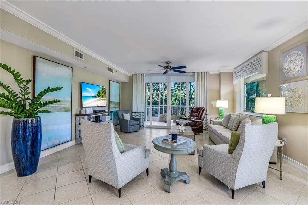 2728 Tiburon BLVD E 105-4