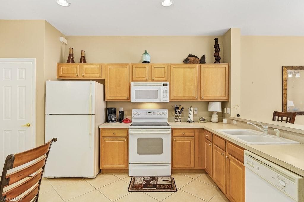 8381 Village Edge CIR 3-10