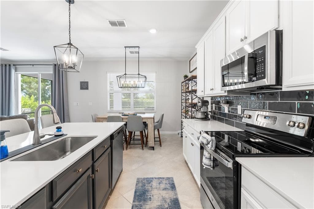2639 Scarlet WAY-11